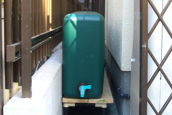 ミツギロン製雨水タンク50リットル