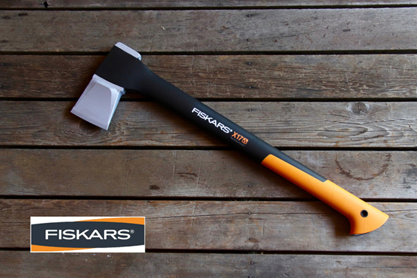 フィスカース　FISKARS　斧　グラスファイバー　ガーデンアックス　薪割り斧　X17　FSK122460