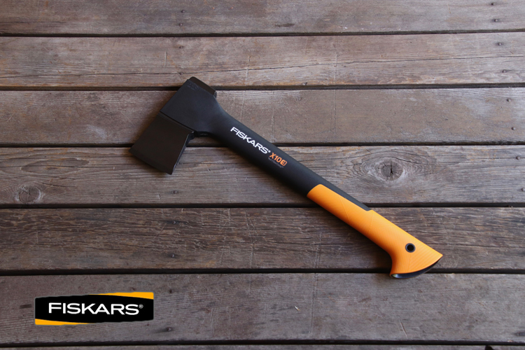 フィスカース　FISKARS　斧　グラスファイバー　ガーデンアックス　薪割り斧　X25　207010601